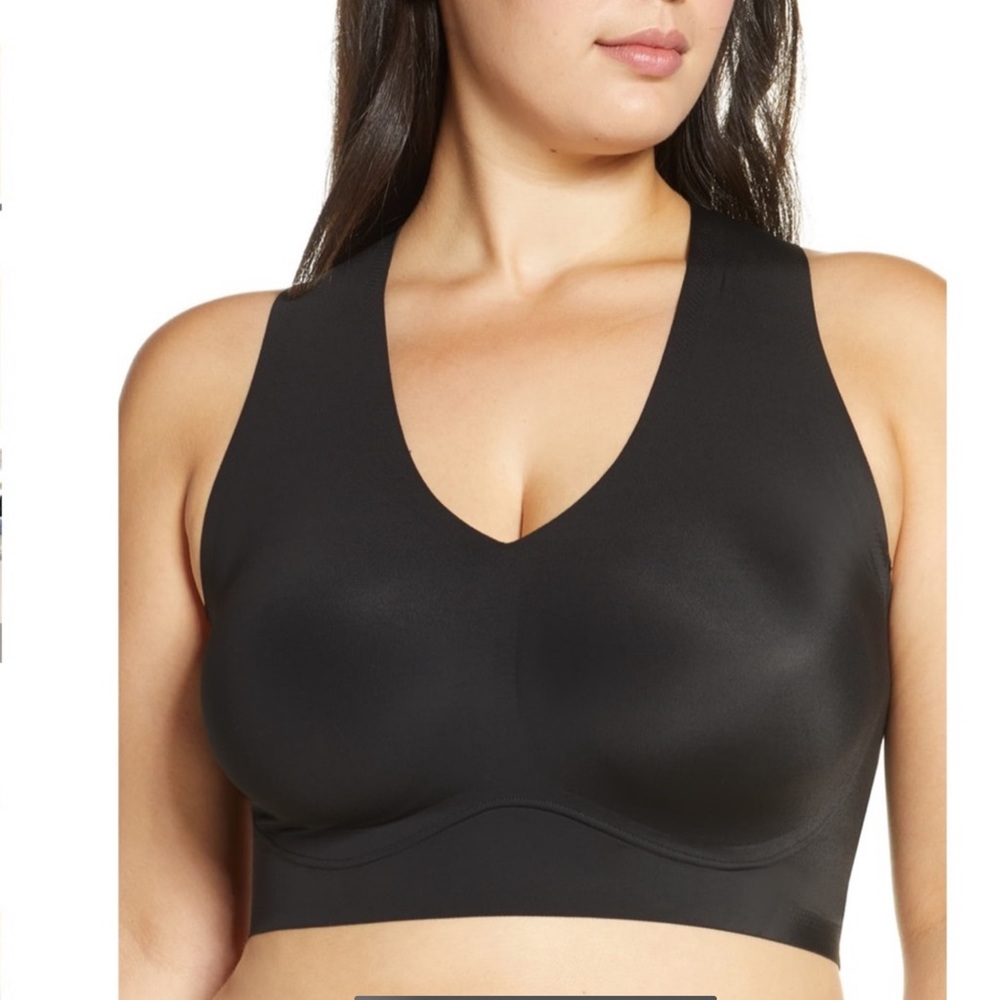 TRUE & CO. True Body V-Neck Wireless Bra